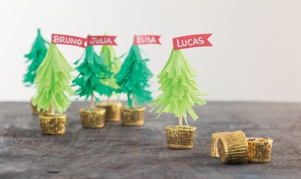 Árvore de Natal de papel (Foto: Bruno Marçal)
