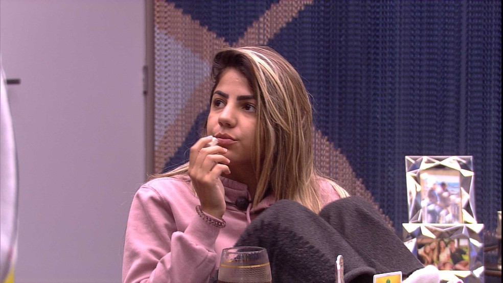 Hariany Declara Sobre Alan E Carolina São Um Casal Mesmo Casa Bbb Gshow