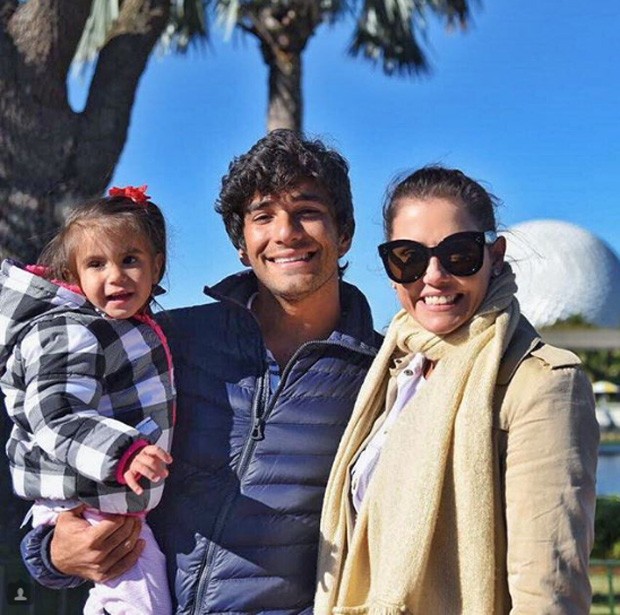 Deborah Secco e família (Foto: Reprodução / Instagram)
