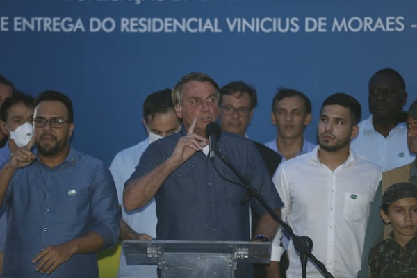 Presidente Jair Bolsonaro discursa em Caucaia, na Grande Fortaleza — Foto: Kid Junior/SVM