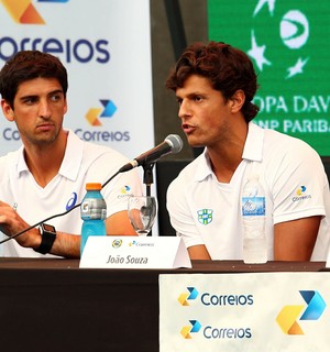 Feijão durante a entrevista coletiva para a Copa Davis, em Buenos Aires, na Argentina (Foto: Cristiano Andujar/CBT)