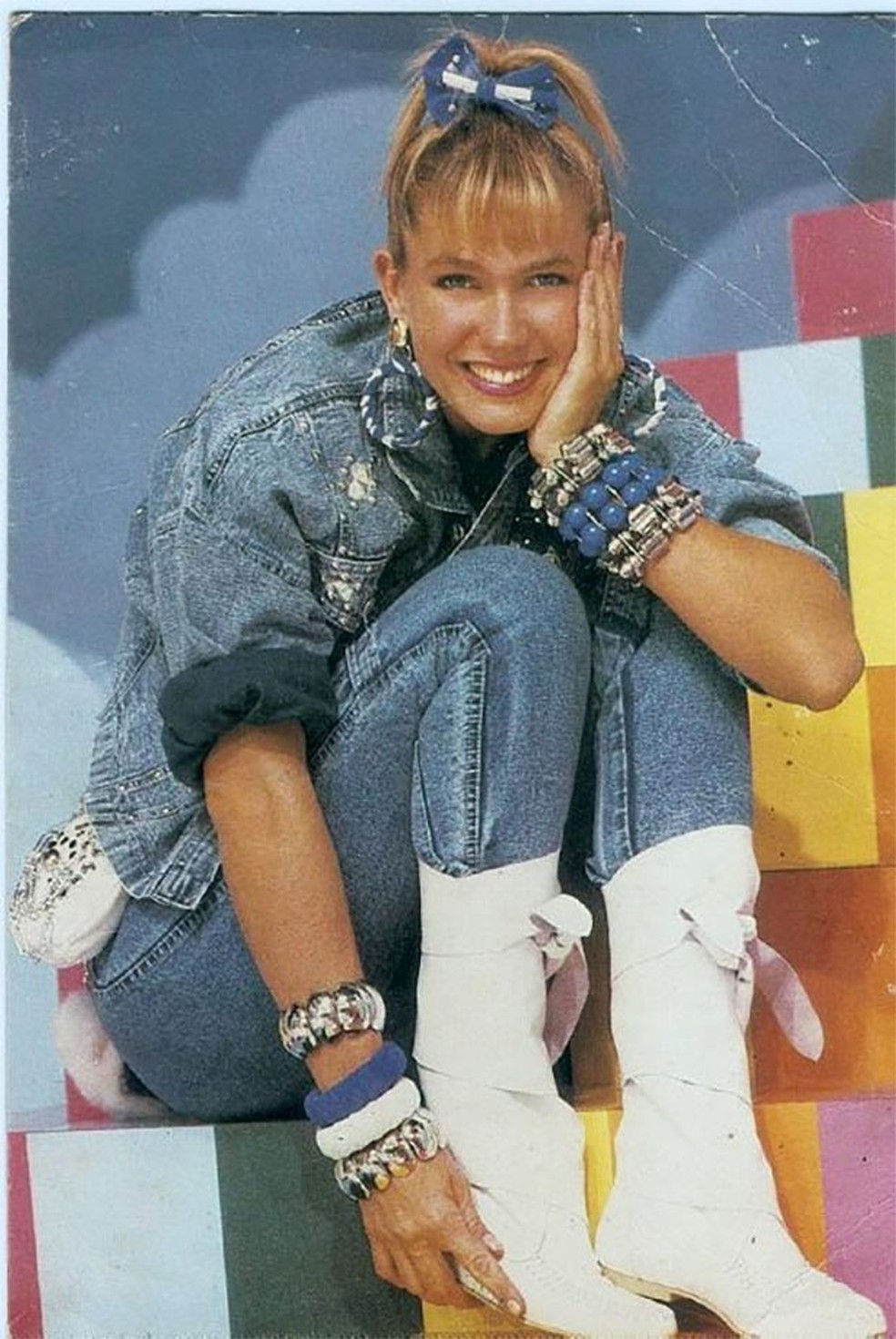 Bota branca shop da xuxa