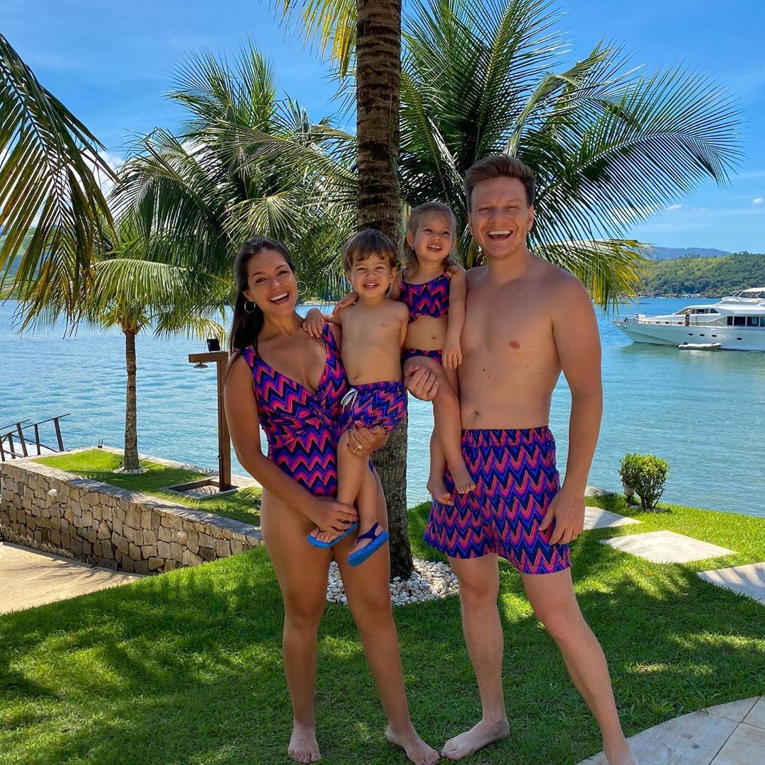Thais Fersoza e Michel Teló com os filhos Melinda e Teodoro (Foto: Reprodução/Instagram)