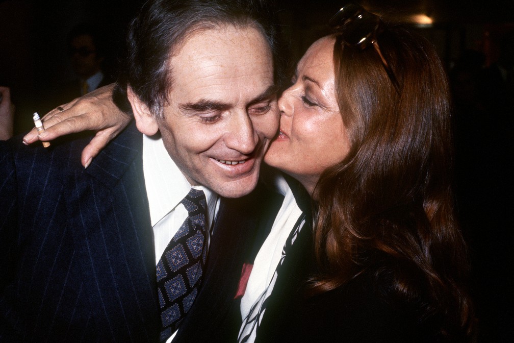 Jeanne Moreau e Pierre Cardin, em foto de outubro de 1972 — Foto: AFP