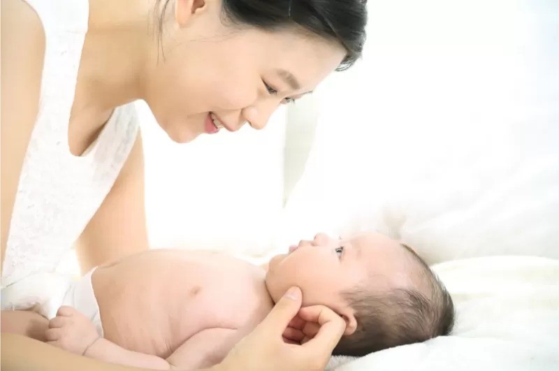 Desde 2018, taxa de natalidade na Coreia do Sul é inferior a um filho por mulher (Foto: GETTY IMAGES via BBC)
