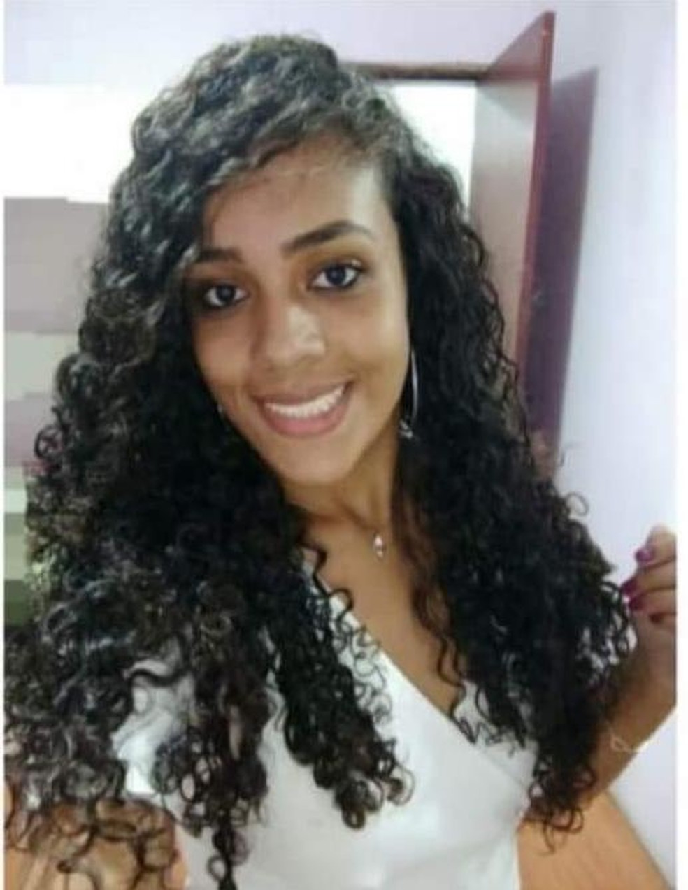 Morta pelo ex-namorado, Thaís Fernanda Ribeiro completou 21 anos no último dia 8 — Foto: Arquivo pessoal
