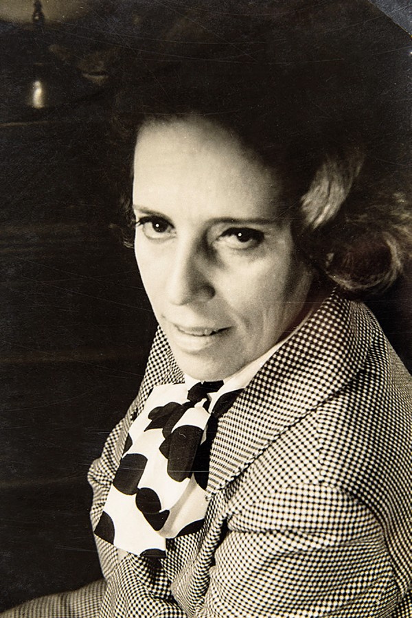 Retrato de Zuzu, década de 1960 (Foto: Fred Othero / Arquivo Vogue)