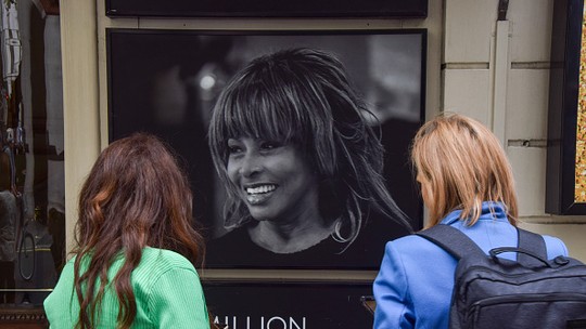 Herança de Tina Turner é avaliada em cerca de US$ 300 milhões, diz nora