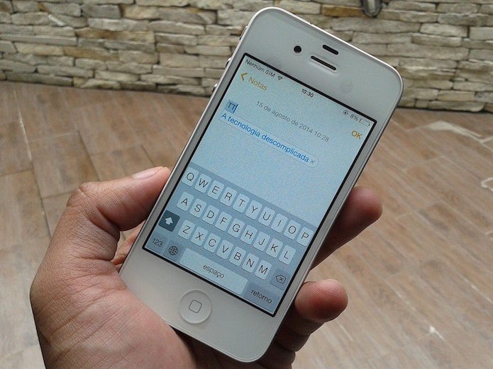 Como fixar letras em caixa alta no iPhone? (Foto: Reprodução/Marvin Costa)