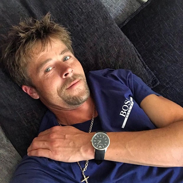 Nathan Meads, o sósia de Brad Pitt (Foto: Reprodução Instagram)