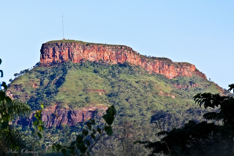 Morro da Mesa é um dos principais pontos turísticos de Poxoréu — Foto: Divulgação