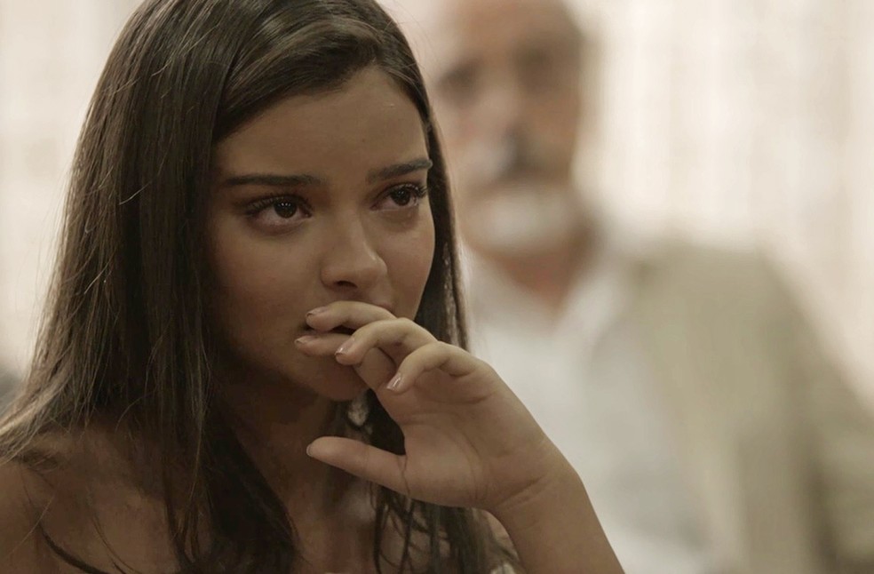 Melissa fica emocionada (Foto: TV Globo)