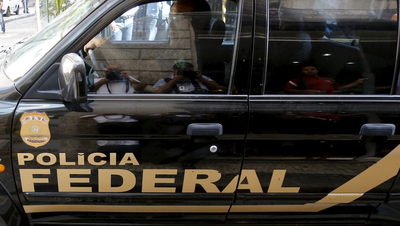 Carro da Polícia Federal (Foto: REUTERS/Sergio Moraes)
