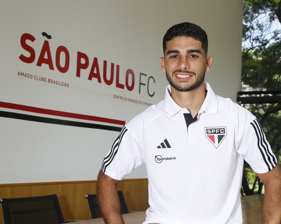 São Paulo pode ter obrigação de comprar Michel Araújo por 2 milhões de dólares; entenda