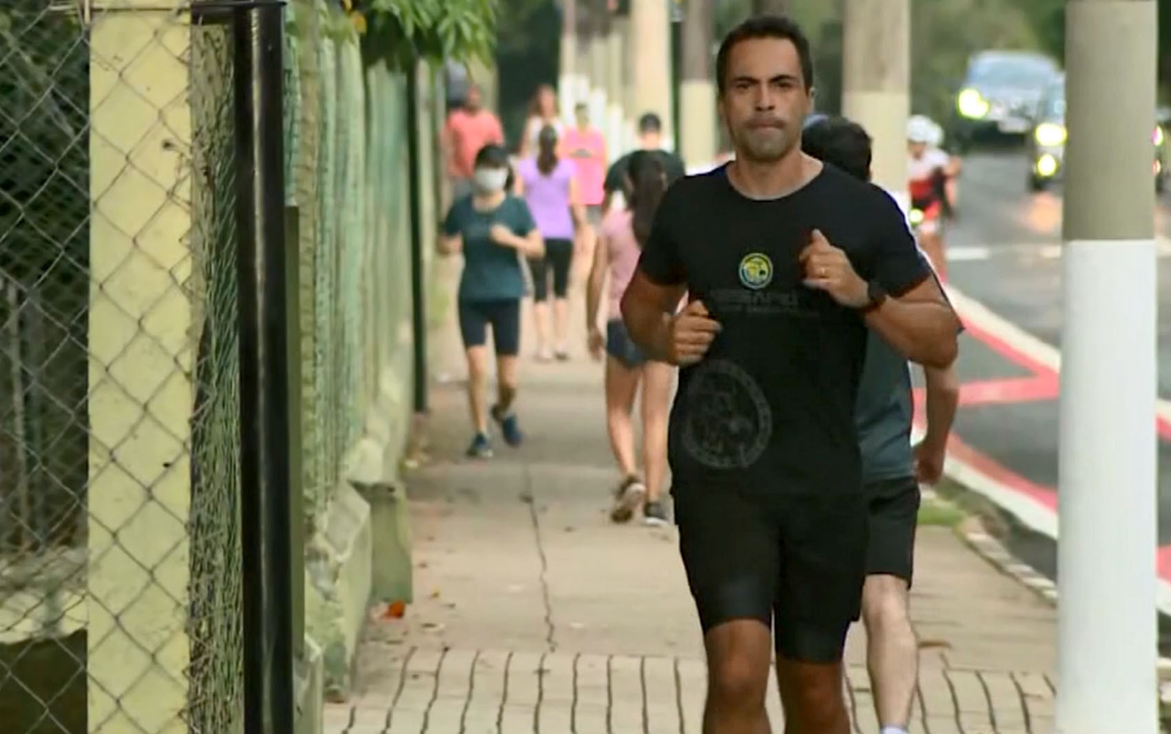 Campinas libera uso de máscaras em locais fechados, mas mantém obrigatoriedade em escolas 