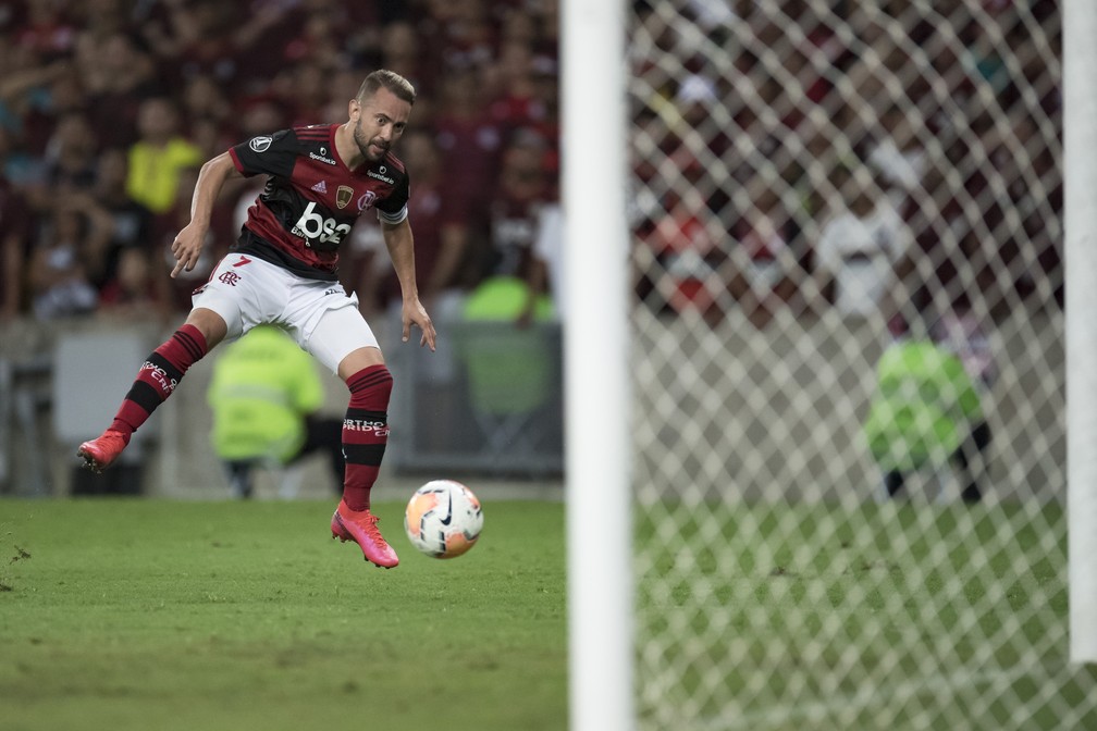 Everton Ribeiro começou 2020 em ritmo acelerado no Flamengo — Foto: JORGE RODRIGUES/ELEVEN/ESTADÃO CONTEÚDO