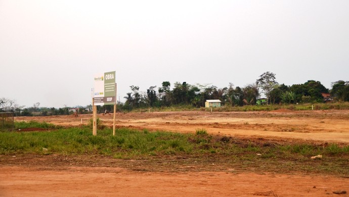 Área onde será construído o CT fica ao lado da Arena da Floresta  (Foto: Duaine Rodrigues)