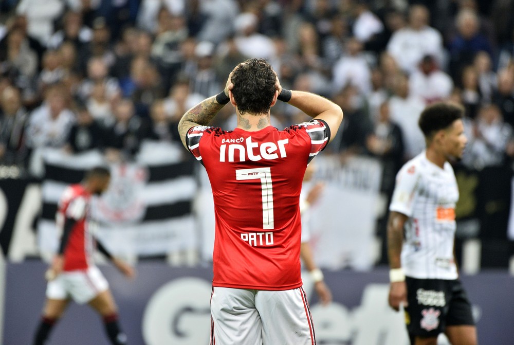 COMENTE: Quando o ataque do São Paulo vai desencantar?