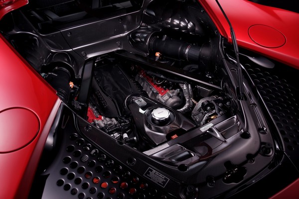 Exclusivo Nova Ferrari De 1 000 Cv Chega Ao Brasil Por R 6 9 Milhoes Lancamentos Autoesporte