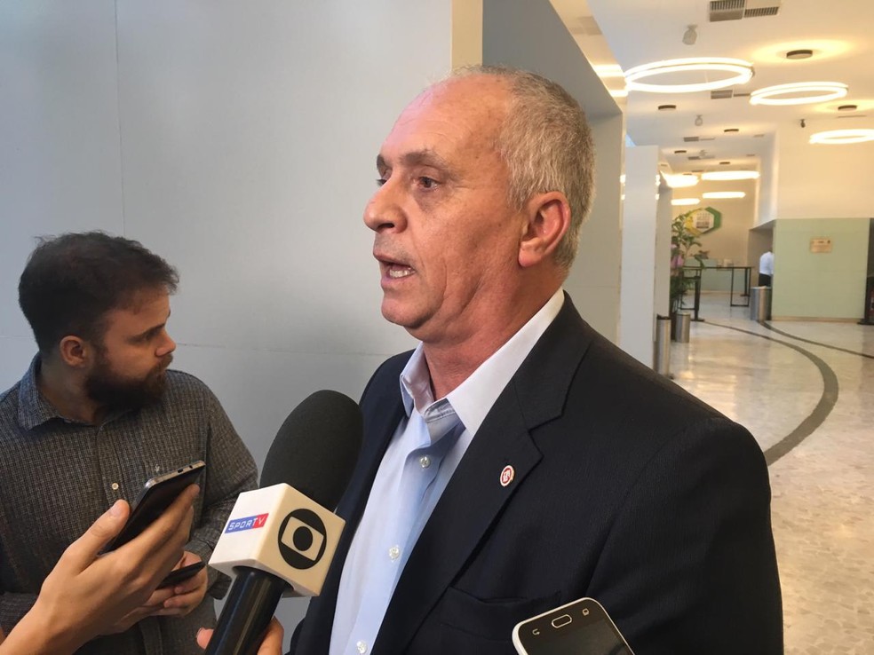 Marcelo Medeiros fala sobre a reunião na CBF — Foto: Caíque Andrade