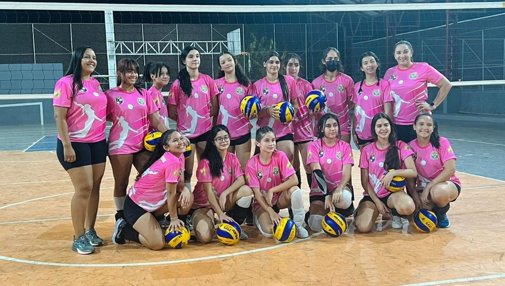 Seleção acreana aposta em nova geração do vôlei feminino para 2ª divisão do Campeonato Brasileiro Feminino Sub-17 — Foto: Arquivo pessoal/Erlane Mota