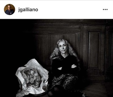 A bela homenagem do estilista John Galliano     