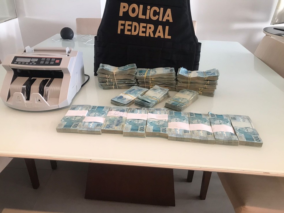 Dinheiro apreendido em casa de advogado filho de desembargador do TRF-1, no Maranhão — Foto: Polícia Federal/Divulgação