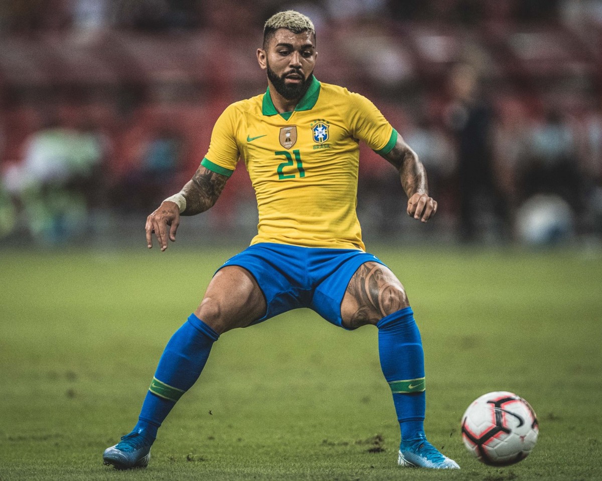 Três anos depois, Gabigol volta a entrar em campo com a camisa da seleção brasileira | seleção ...