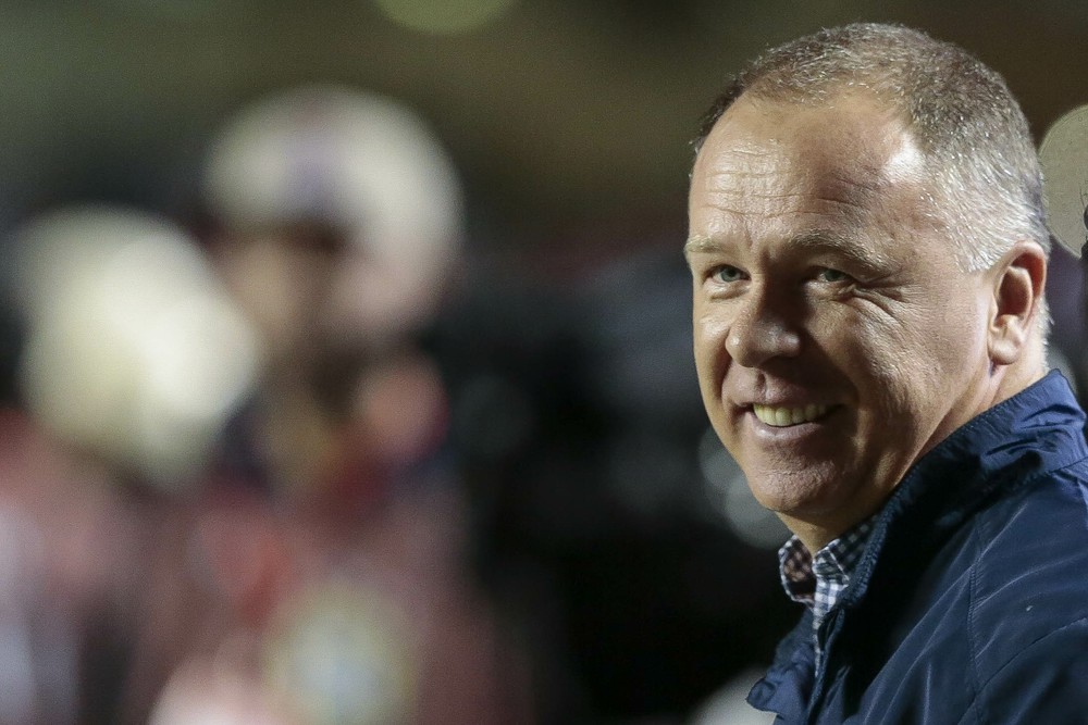 Técnico mais longevo em clubes da Série A, Mano completará 100 jogos pelo Cruzeiro