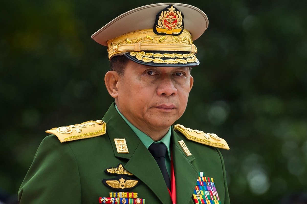 Reino Unido anuncia sanções contra o comandante da junta militar por golpe de Estado em Mianmar