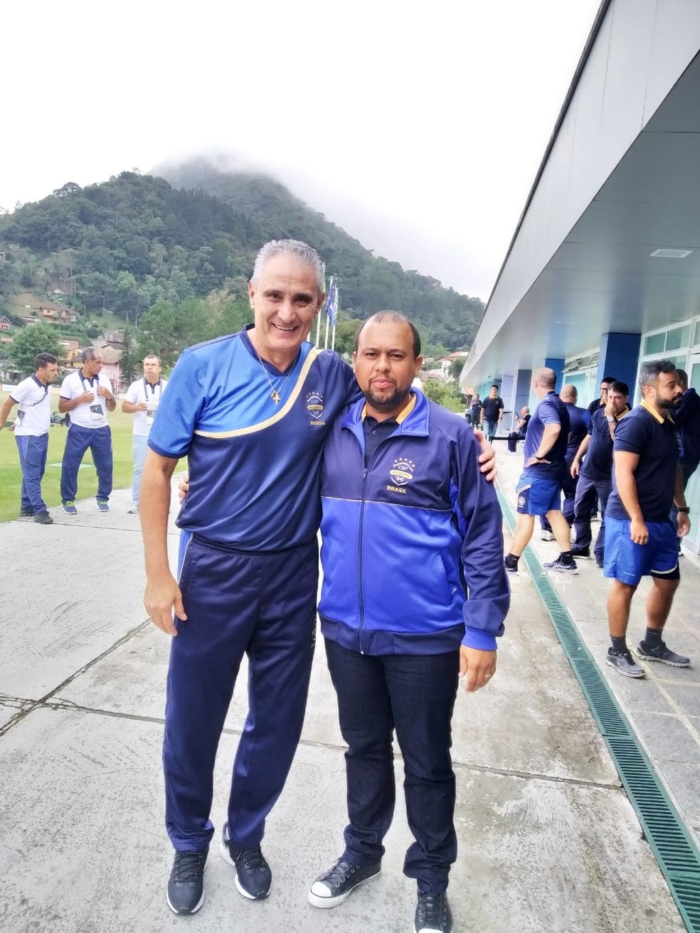 écnico Batizoco, de Rondônia, com o técnico Tite, da Seleção Brasileira (Foto: Arquivo Pessoal)