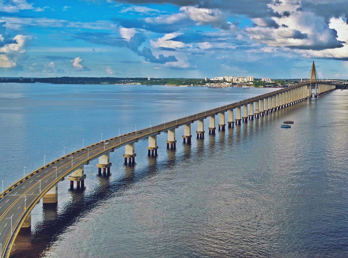 Ponte Jornalista Phelippe Daou, em Manaus