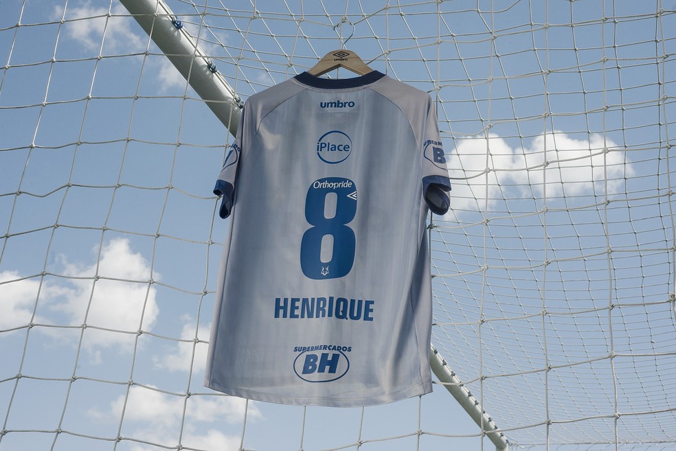 Nova camisa terá estreia no domingo no jogo contra o Vitória, em Salvador (Foto: Divulgação)