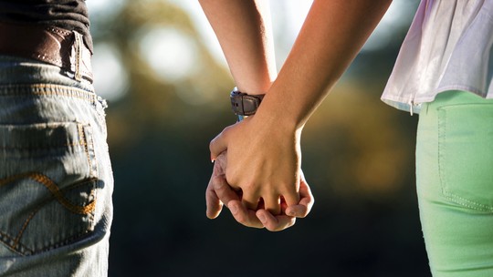 Falta de desejo em um relacionamento longo: como contornar e facilitar uma DR saudável entre o casal