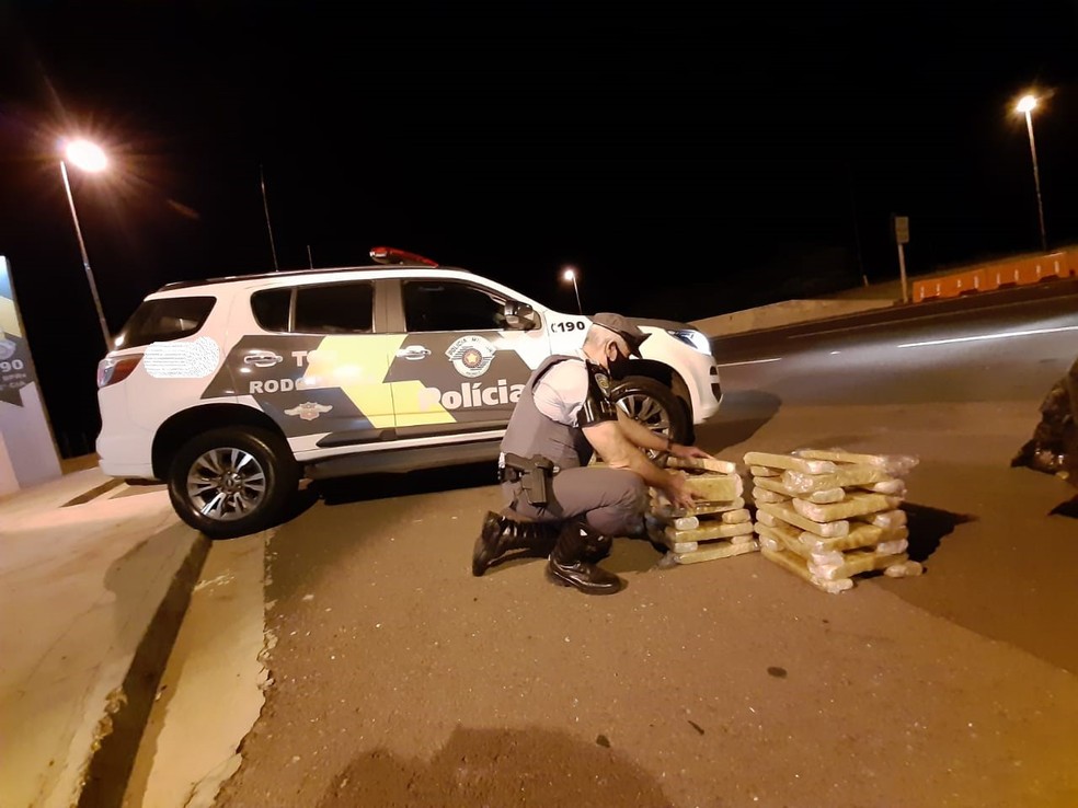 Ocorrência foi na noite deste sábado, em Presidente Venceslau — Foto: Polícia Militar Rodoviária 
