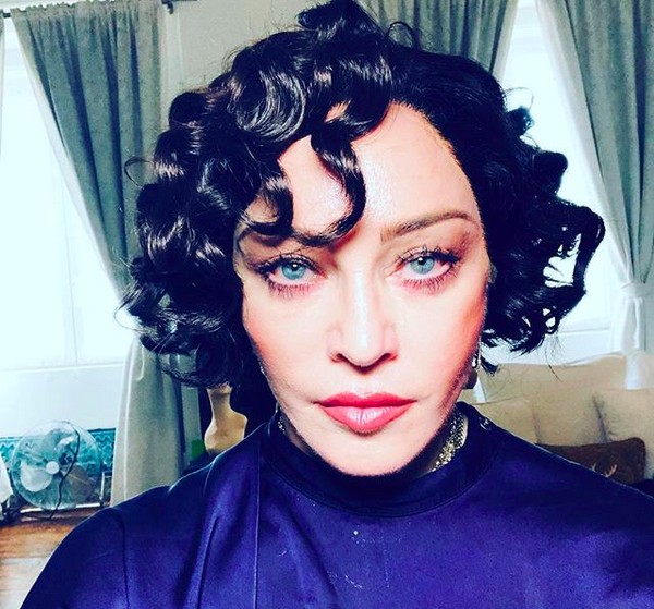 O novo visual da cantora Madonna (Foto: Instagram)
