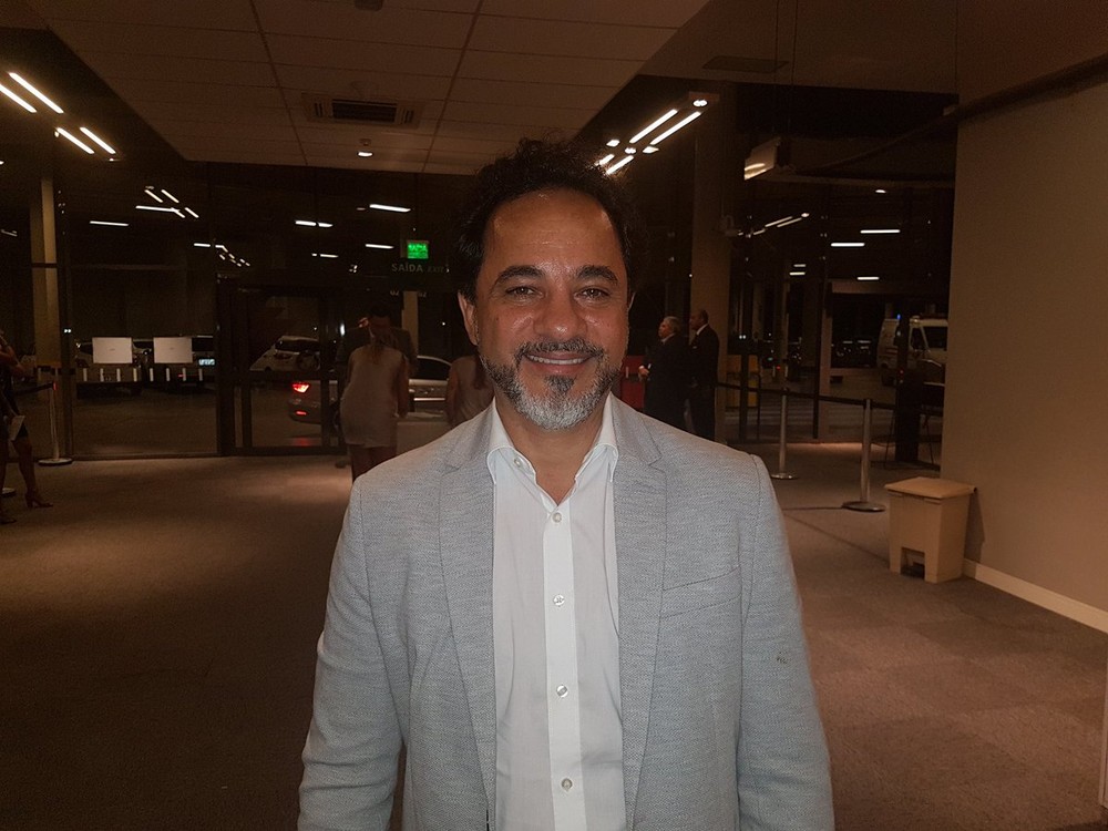 Vice-presidente executivo confirma saída do Cruzeiro, mas descarta estresse com diretoria