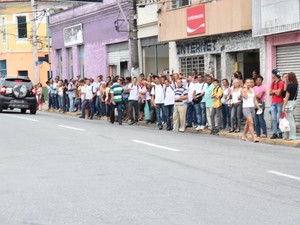 G1 - Passageiros reclamam de transporte para o Jardim Bela Vista, em Mogi -  notícias em Mogi das Cruzes e Suzano