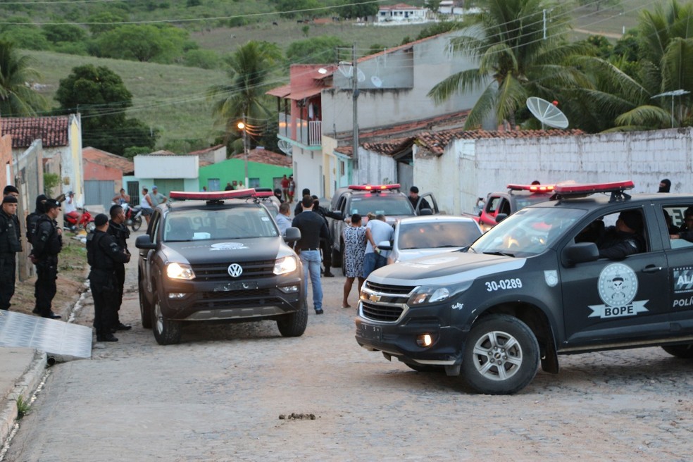 Operação teve início durante a madrugada, em cidades do Sertão de Alagoas (Foto: Ascom/MP)