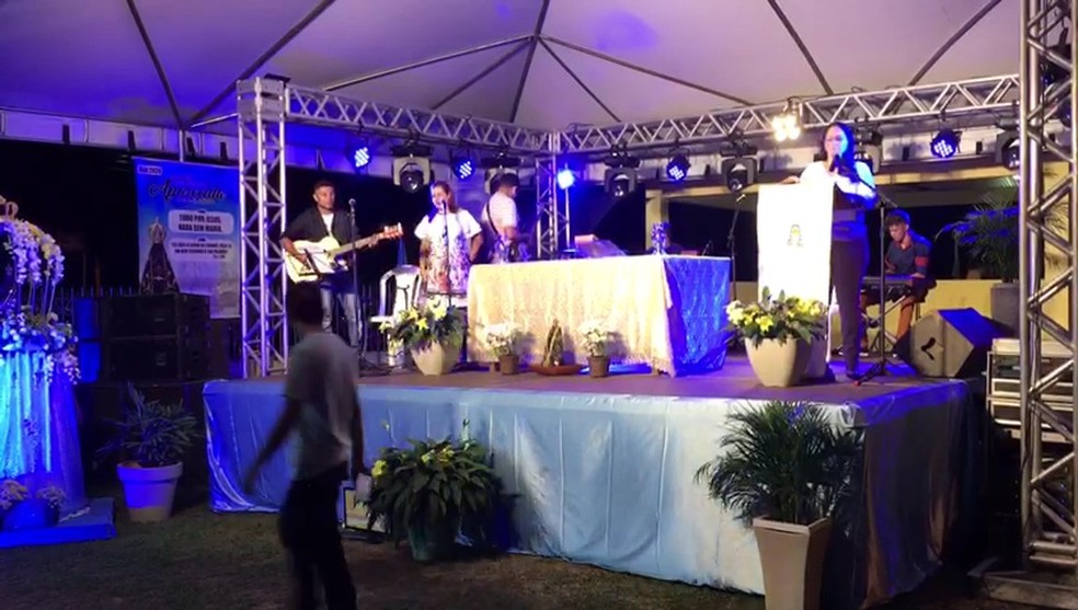 Missa campal finalizou carreata que celebrou dia de Nossa Senhora Aparecida  — Foto: Gledisson Albano/Rede Amazônica Acre