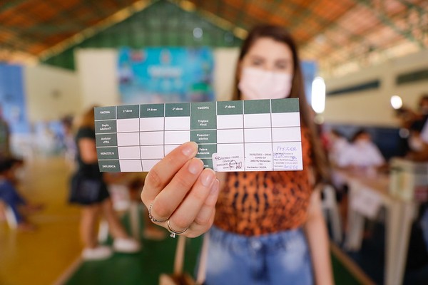 Manaus tem mais de 680 mil pessoas atrasadas para terceira dose da vacina  contra a Covid | Amazonas | G1