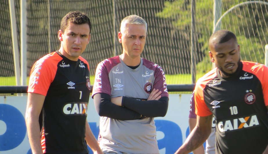 Atletico Pr X Bahia Tiago Nunes Comanda Ultimo Treino Com Forca Maxima Veja A Escalacao Atletico Pr Ge