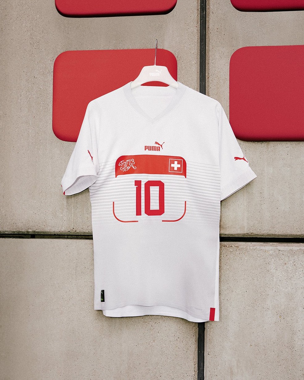 Camisa 2 da Suíça para a Copa do Mundo — Foto: Reprodução/Twitter