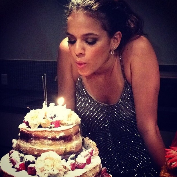 Bruna Marquezine em sua festa de aniversário na Zona Sul do Rio (Foto: Instagram/ Reprodução)