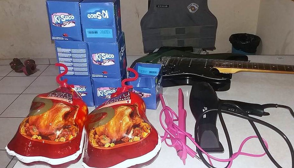 Parte dos produtos furtados estava em casa no Jardim das Hortensias (Foto: A Cidade On/São Carlos)