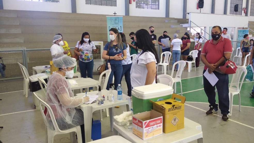 Mossoró inicia vacinação contra Covid-19 em trabalhadores da Educação — Foto: Hugo Andrade/Inter TV Costa Branca