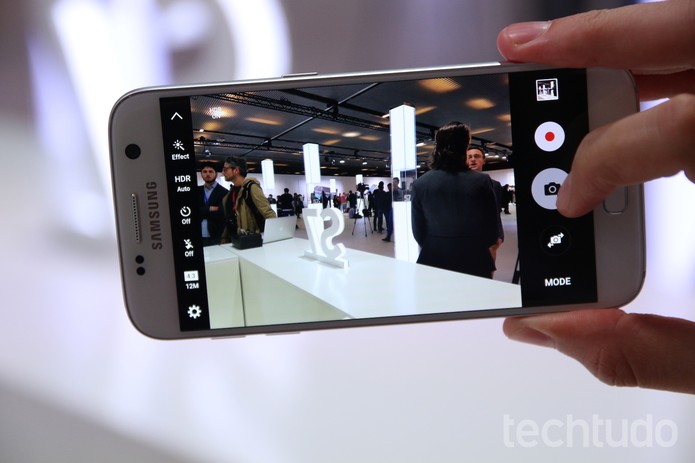 Câmera do Galaxy S7 em ação (Foto: Fabrício Vitorino/TechTudo)