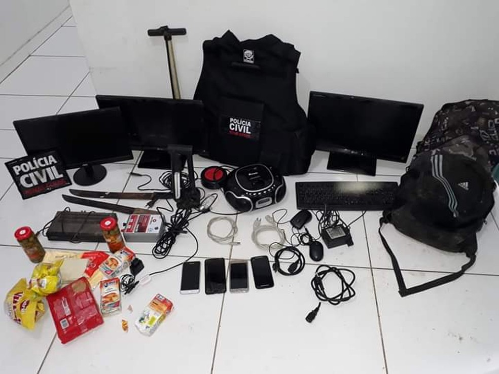 OperaÃ§Ã£o apreendeu materiais roubados  â Foto: PolÃ­cia Civil/DivulgaÃ§Ã£o