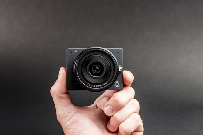 Câmera E1 tem design compacto e filma em 4K (Foto: Divulgação/Kickstarter )