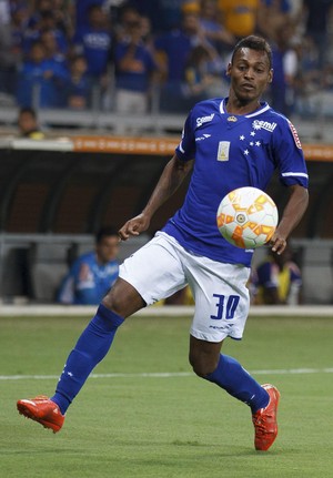 Marquinhos afirma que Cruzeiro ainda está na busca pelo entrosamento ideal